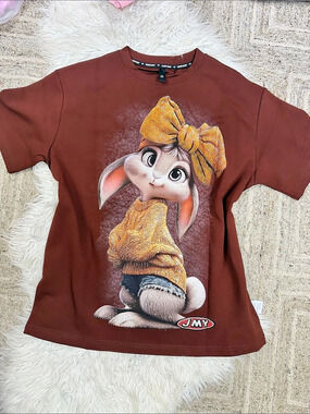 Kids Graphic Short Sleeve Tee in Brown